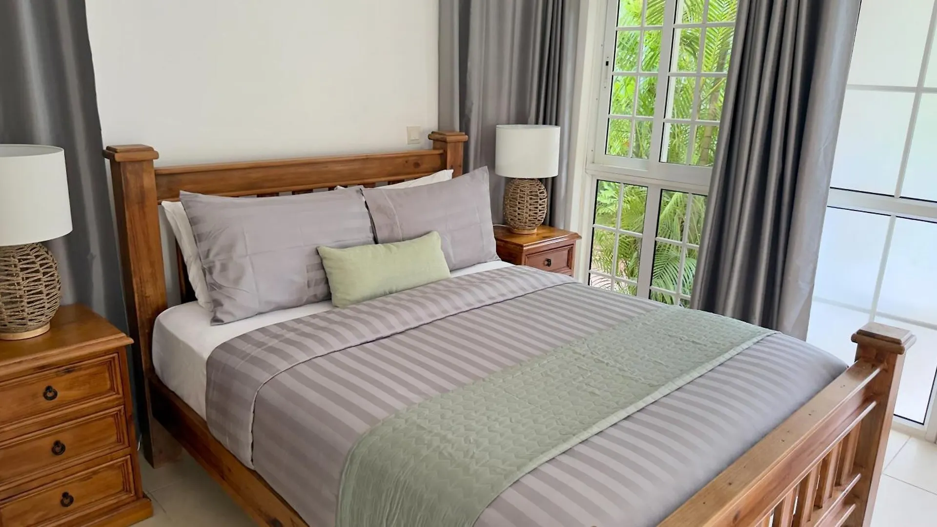 Bord Mer Villa Beau Vallon  0*, Beau Vallon (Mahe) Seychelles